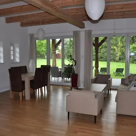 Monte Carvick Nad Jeziorem Seksty Karwik Exteriér fotografie