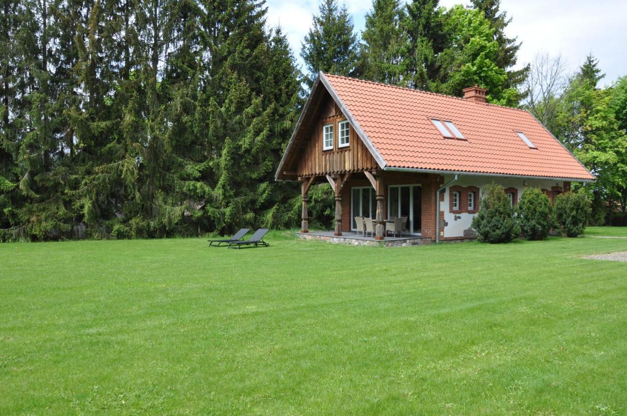 Monte Carvick Nad Jeziorem Seksty Holiday home *